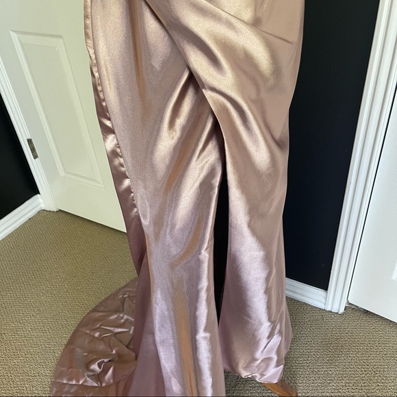 Adilah Rose Gold Gown - Picture 4 of 13